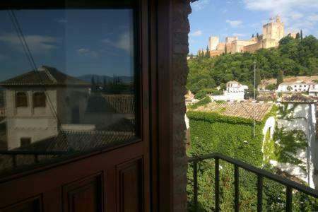 Stunning Alhambra View Balconies, In The Albayzin Apartment Granada Luaran gambar